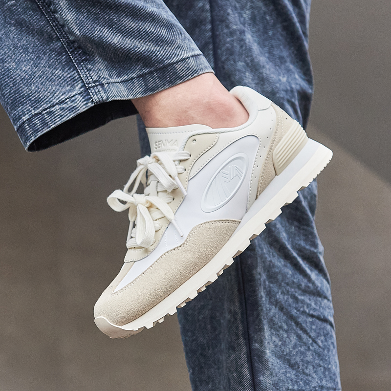 New Outdoor Running Shoes Uniq - مراجعة Outdoor Adventure Shoes وسعره