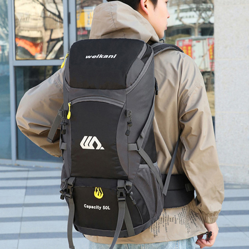 50L Travel Backpack Camping Me - مراجعة Outdoor Adventure Shoes وسعره