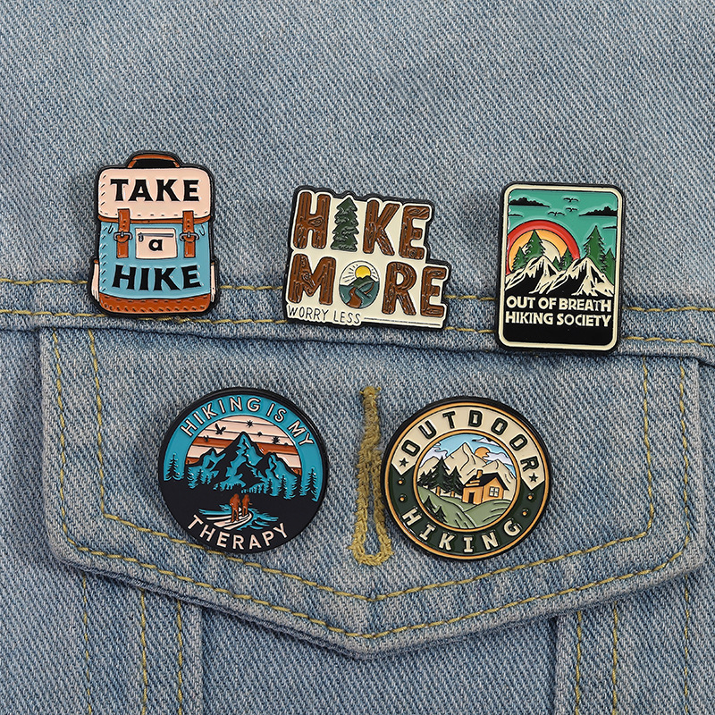 Outdoor adventure style badges - مراجعة Outdoor Adventure Outfit وسعره